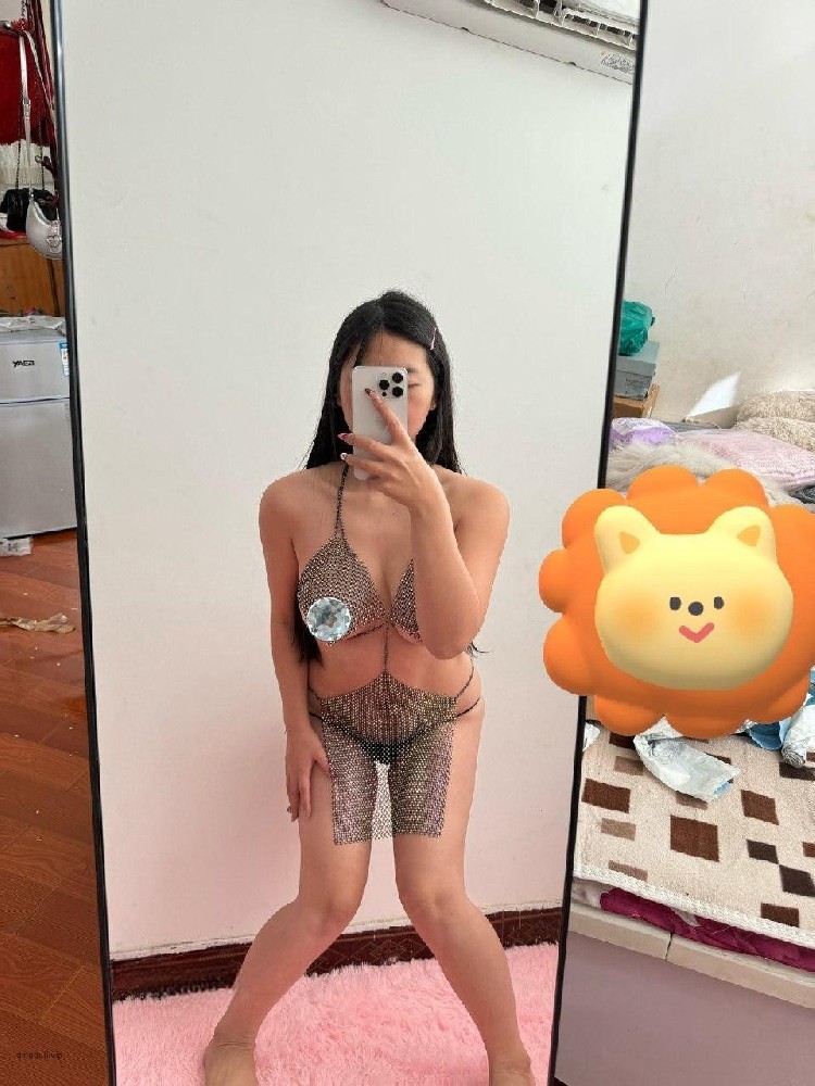 伤心的烤地瓜  钢链内衣