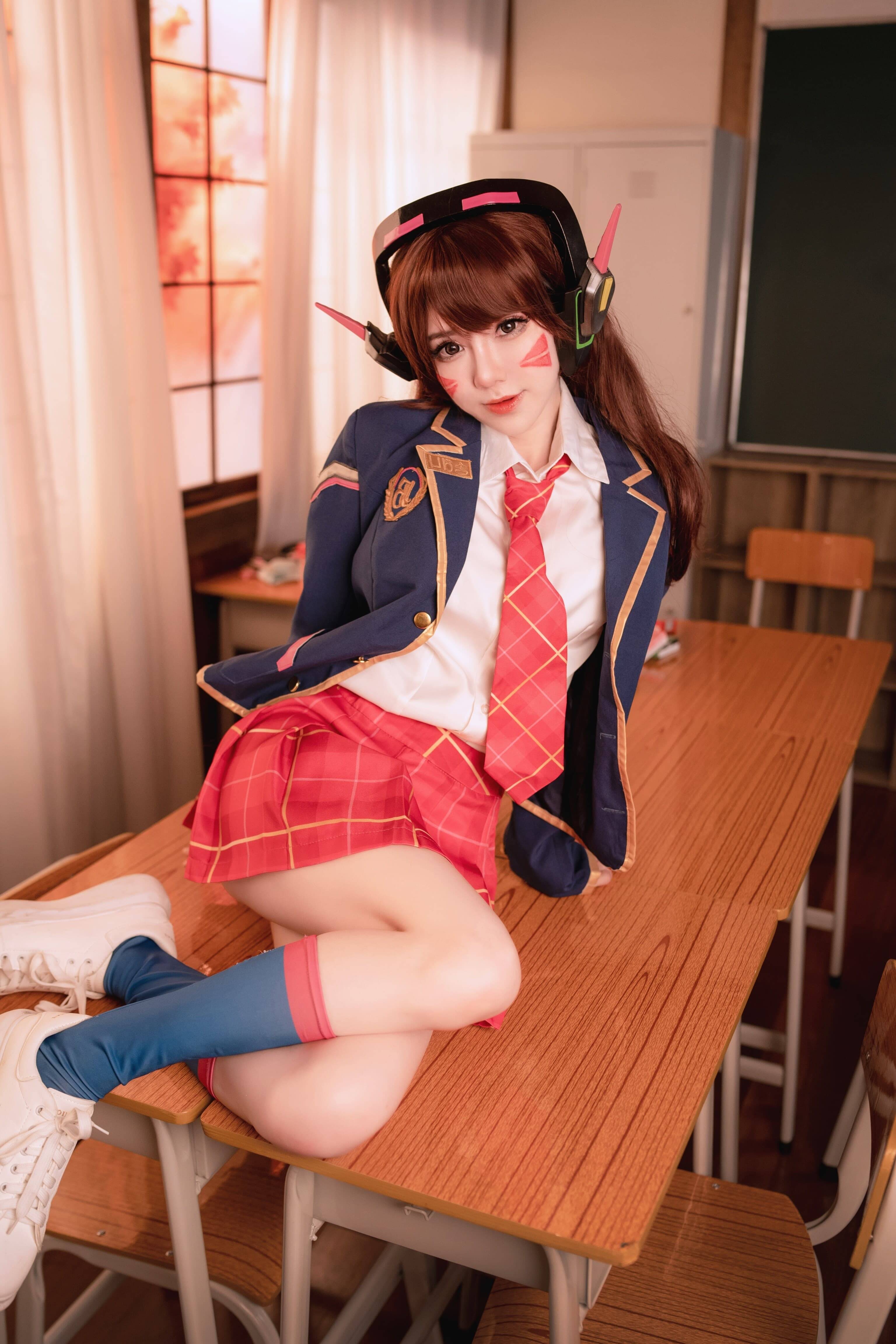Sally Dorasnow - D.Va School Girl