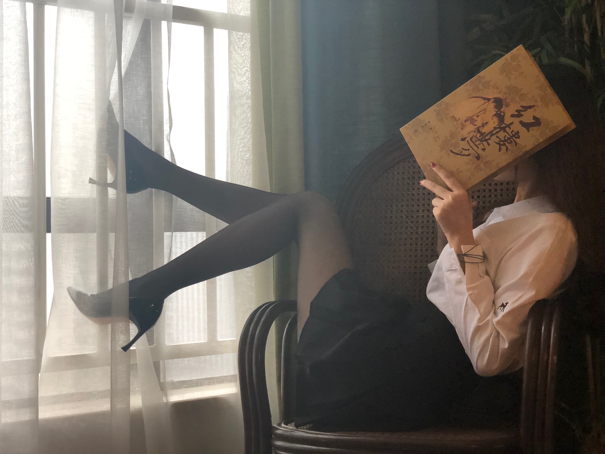 梦里一只喵 - 黑色百褶裙第11张图片
