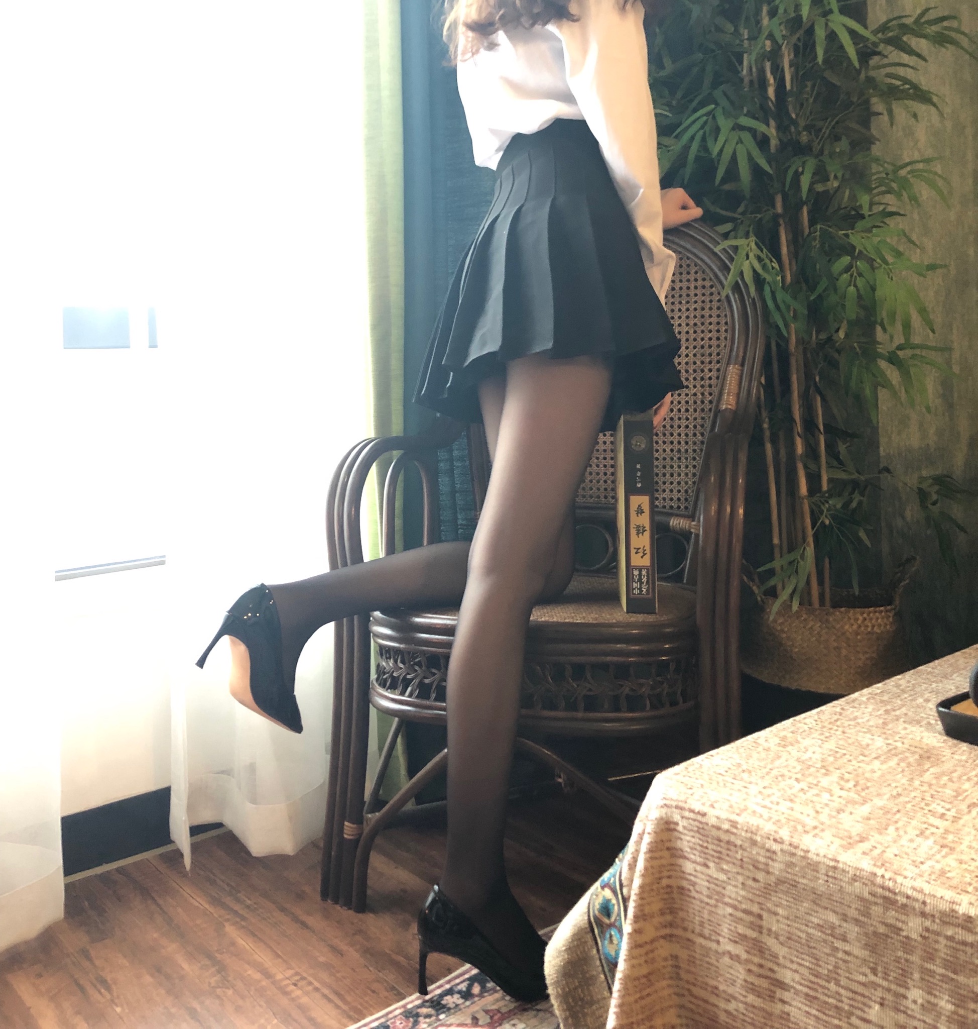 梦里一只喵 - 黑色百褶裙第14张图片