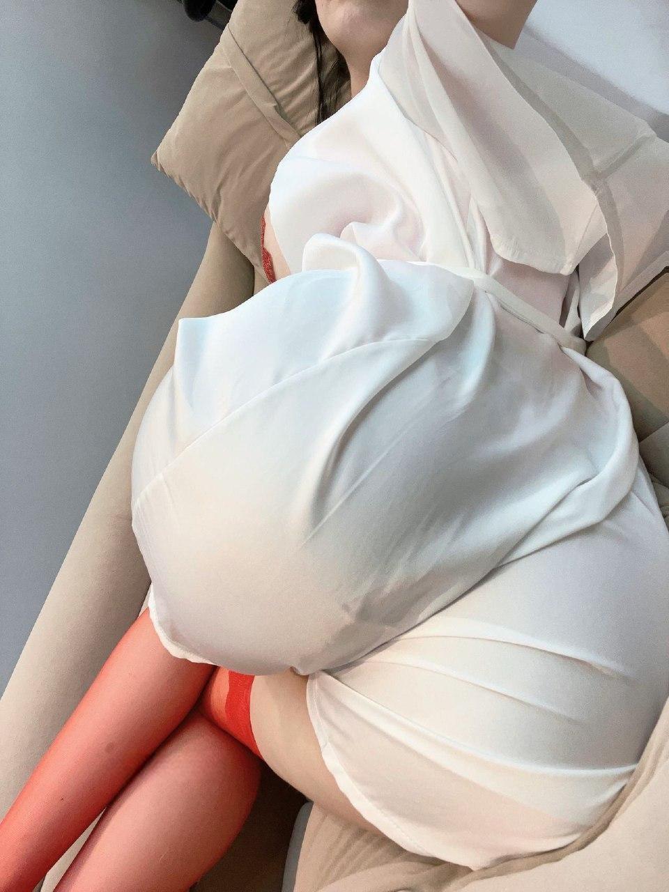 我是ou - 巨乳护士姐姐第5张图片