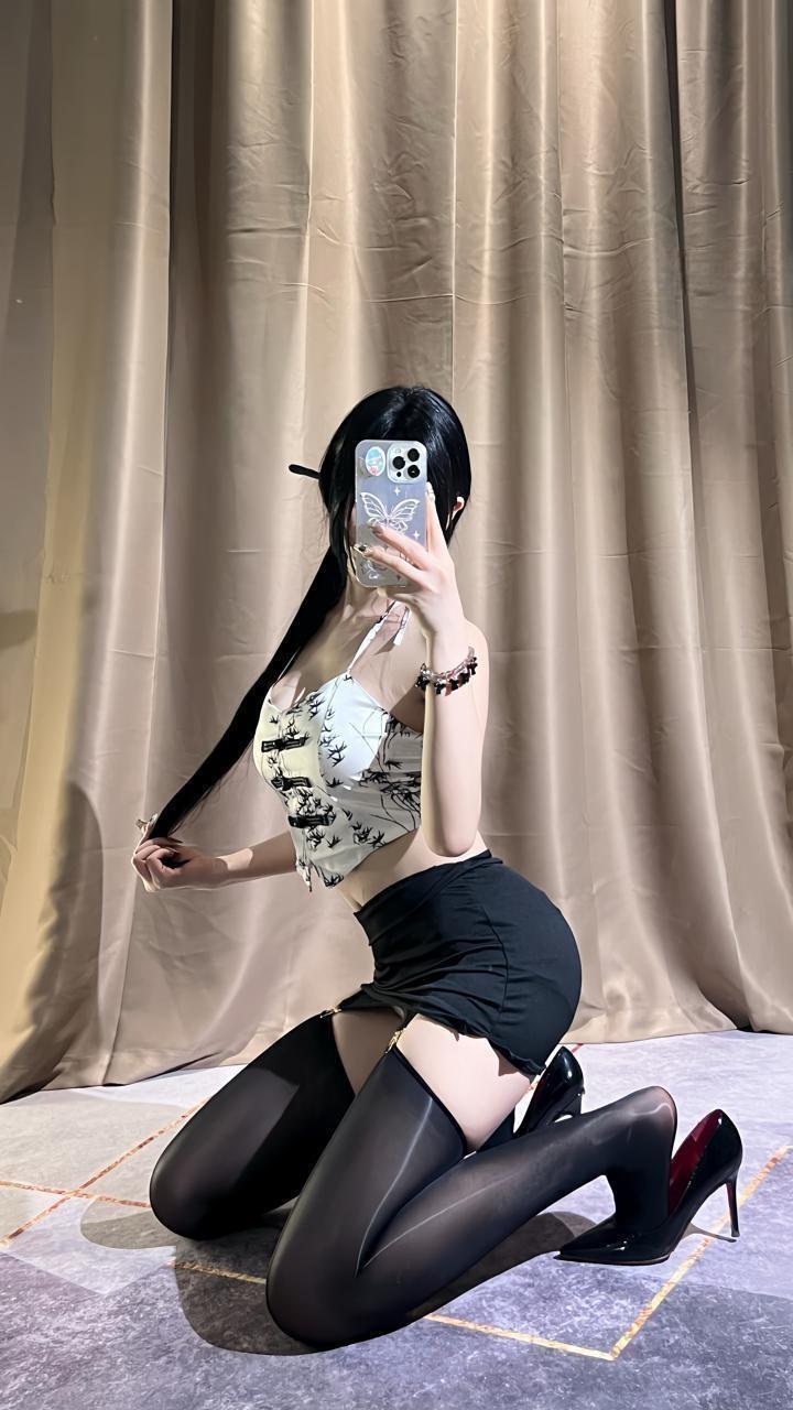 兔心心心 - 印花吊带超短裙第9张图片