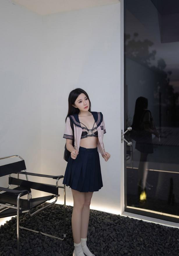 十柒 - 超短裙水手服第6张图片