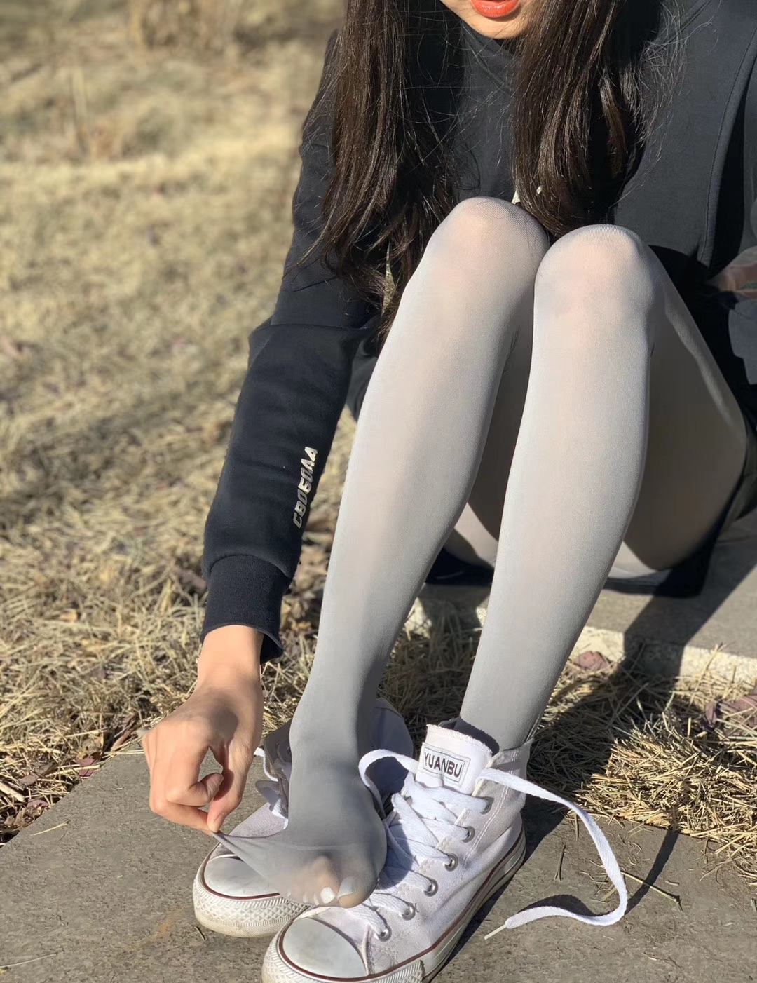 无敌哒小姨妈 - 户外贴身瑜伽裤第9张图片