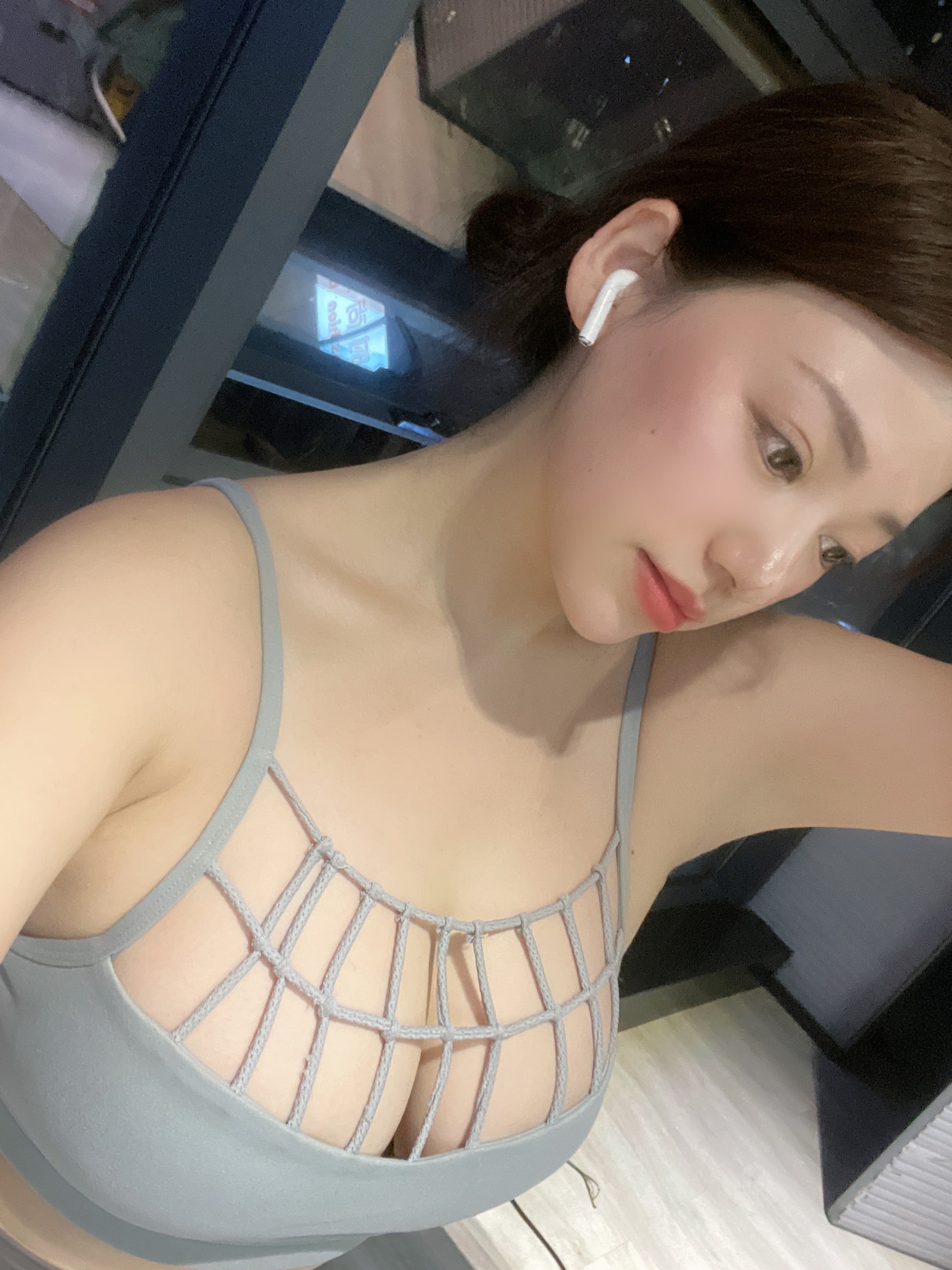 奶宝妹纸 - 健身房的喘息第6张图片