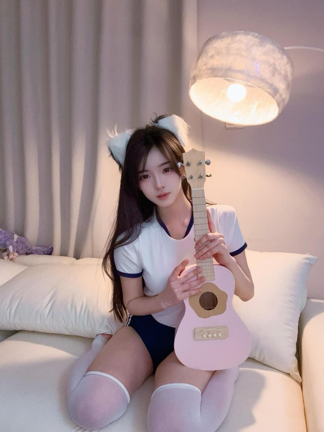 喜欢吃香菜 -  软糯小白猫第14张图片