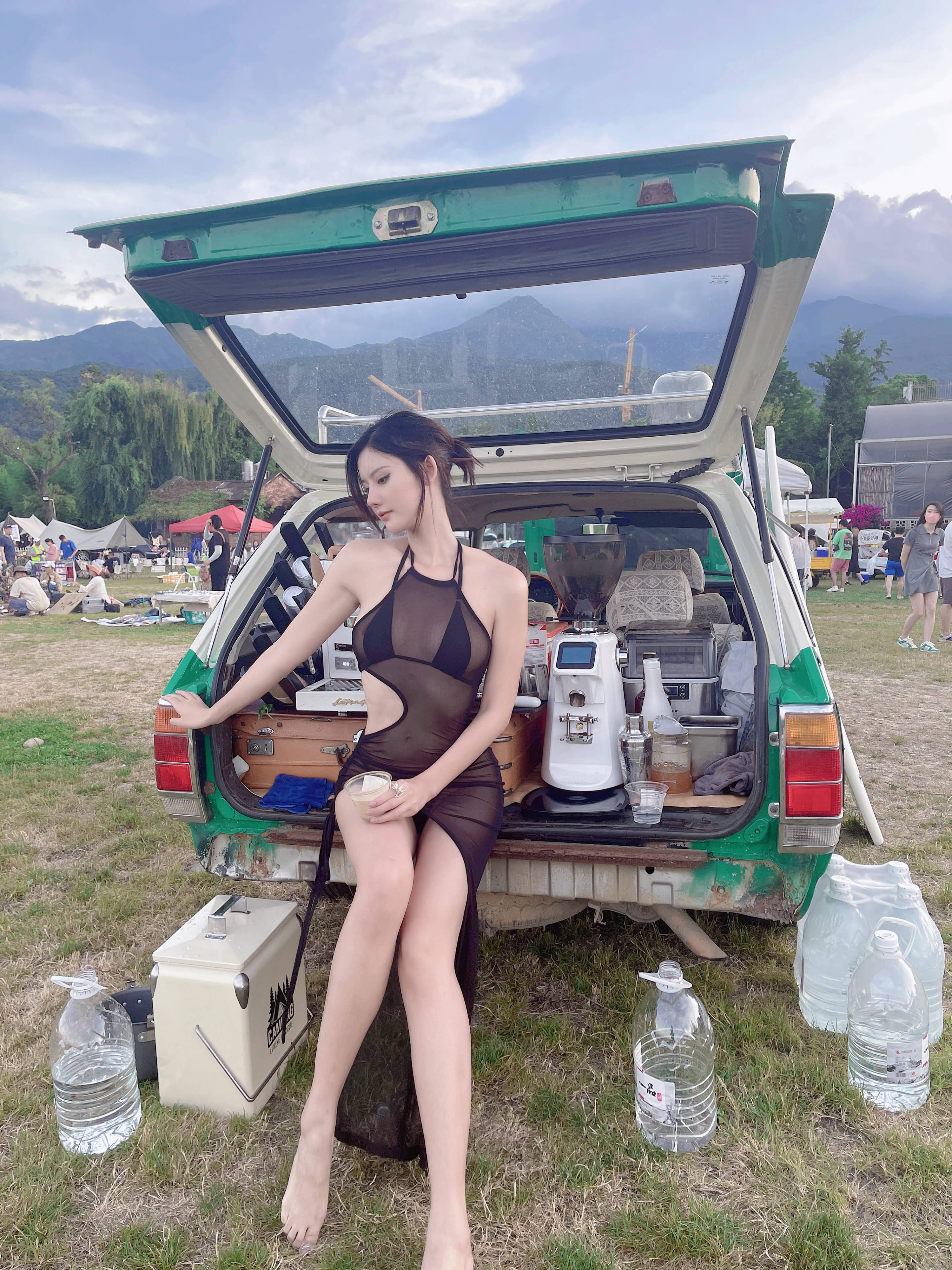 就是阿朱啊 - 户外透视黑纱裙第23张图片